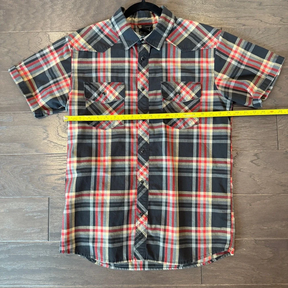 The North Face Men’s Plaid Western Short Sleeve Button-Up – Black Red Cream